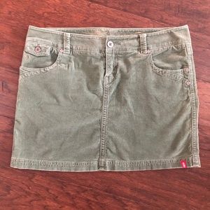 DC by Esprit Olive Green Corduroy Skirt Sz 10